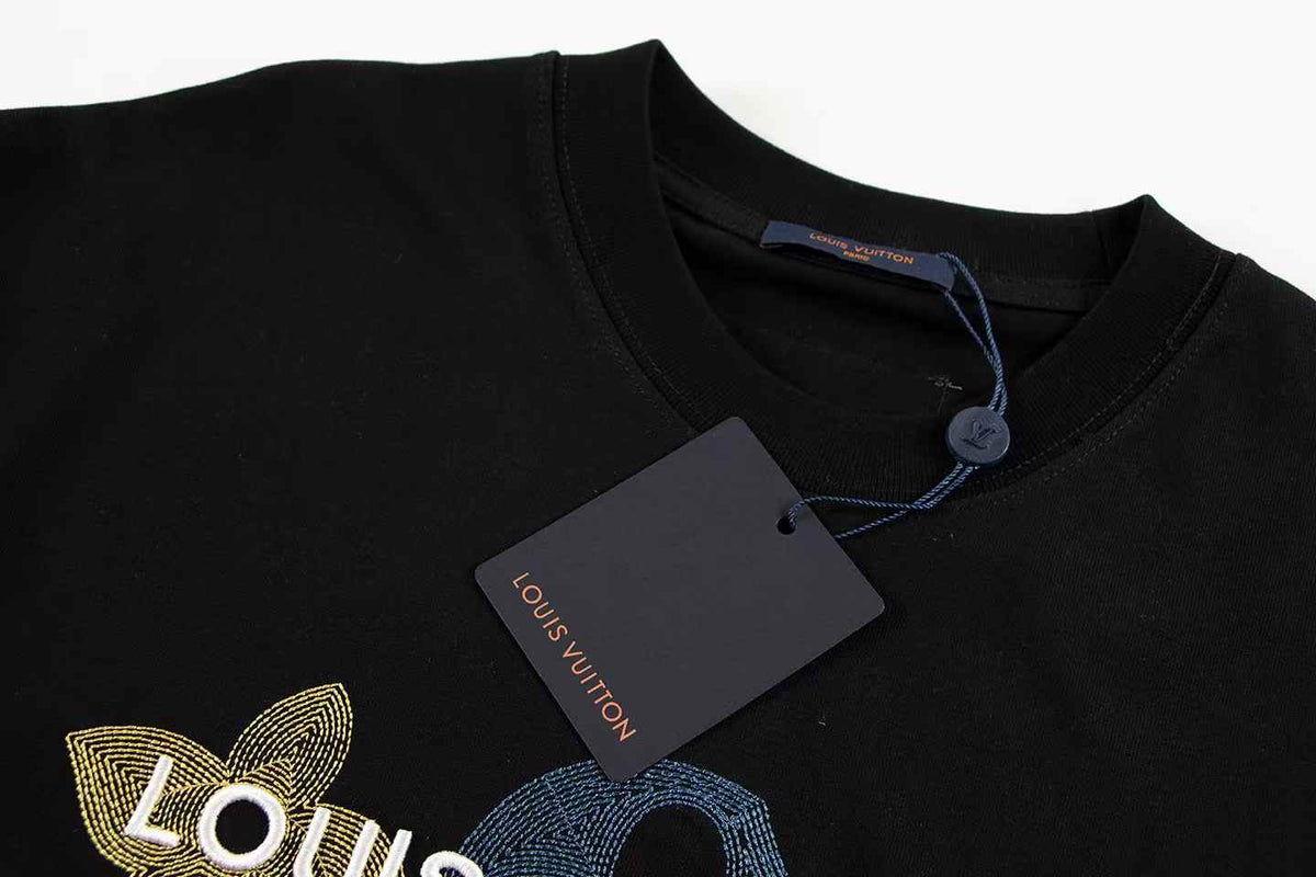 Alphabet pattern print t-shirt