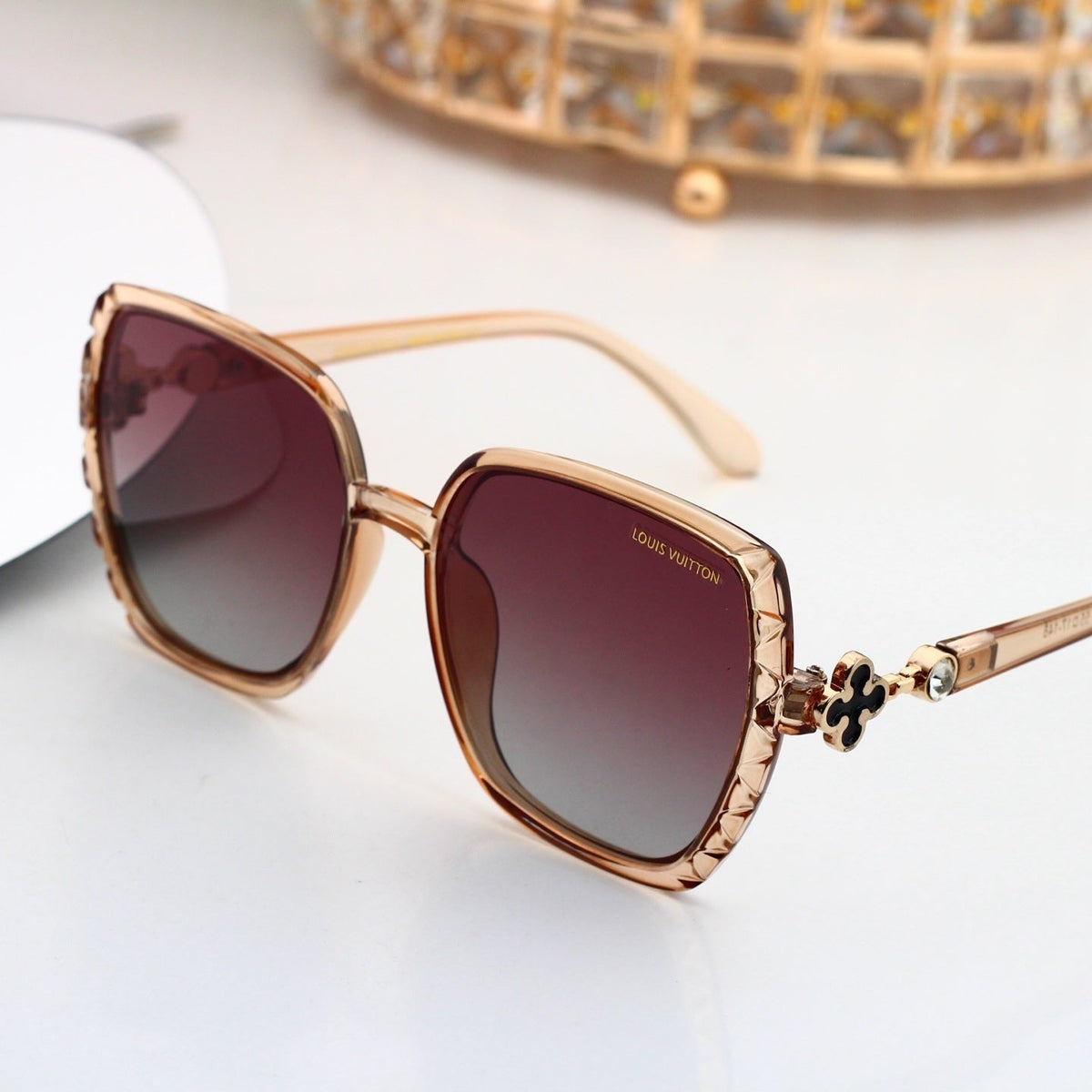 Vintage Oversized Fashion Sunglasses in Multiple Colors 68823